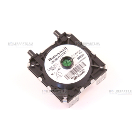 Прессостат (пневмореле) реле давления воздуха HUBA CONTROL 1.2-6 mBar BIASI BI1036102